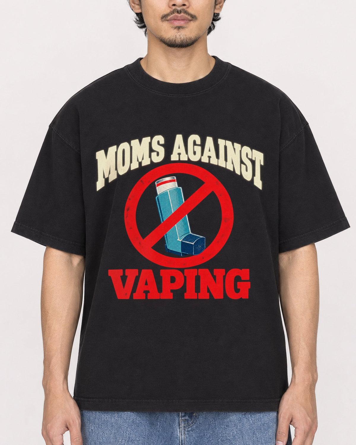 Mockup Boxy Heavyweight Tee Black male close-up 02