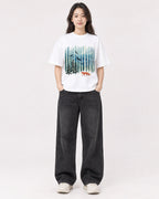 Mockup Boxy Heavyweight Tee White female full-body 03