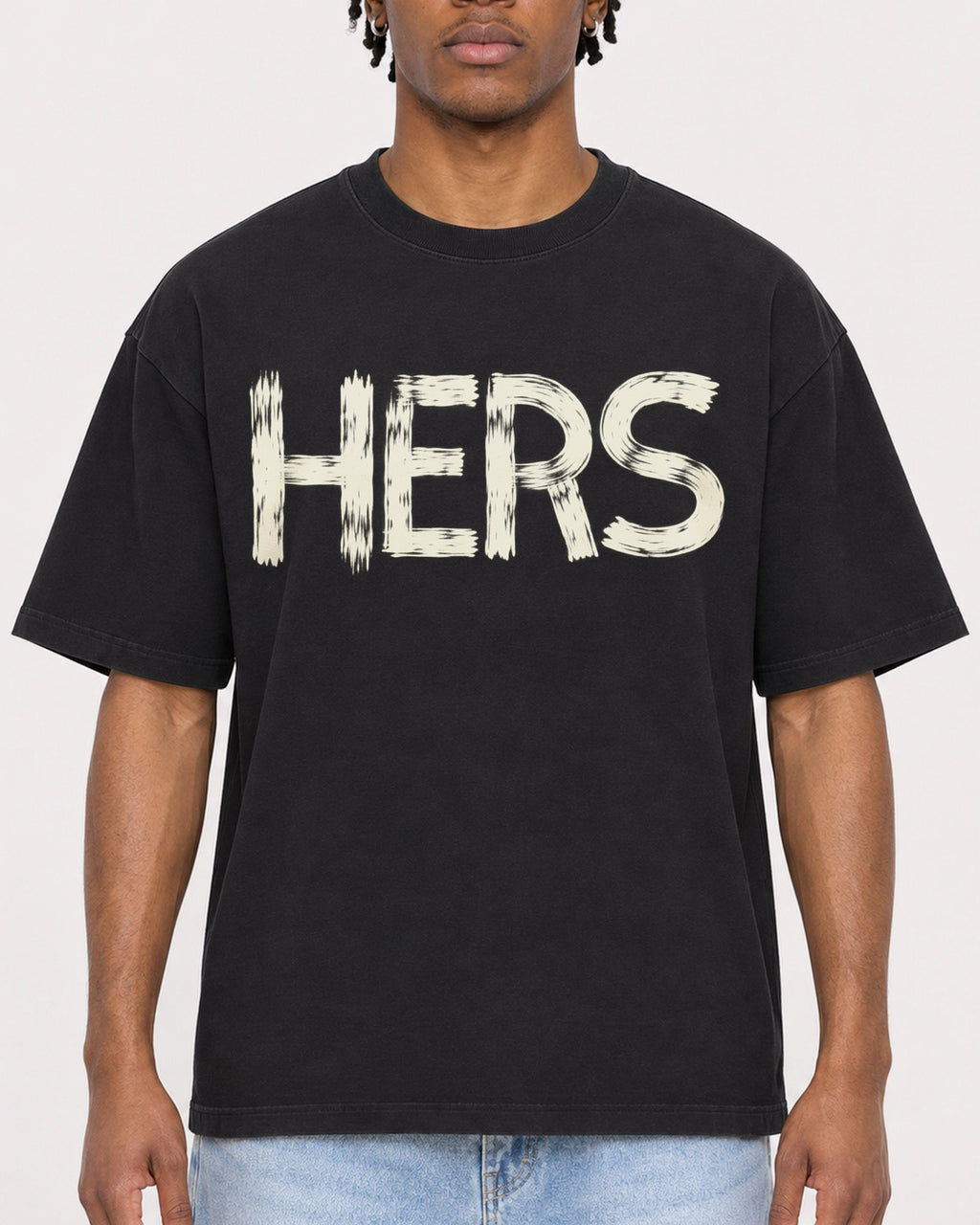 Mockup Boxy Heavyweight Tee Black male close-up 05