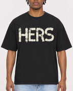 Mockup Boxy Heavyweight Tee Black male close-up 05