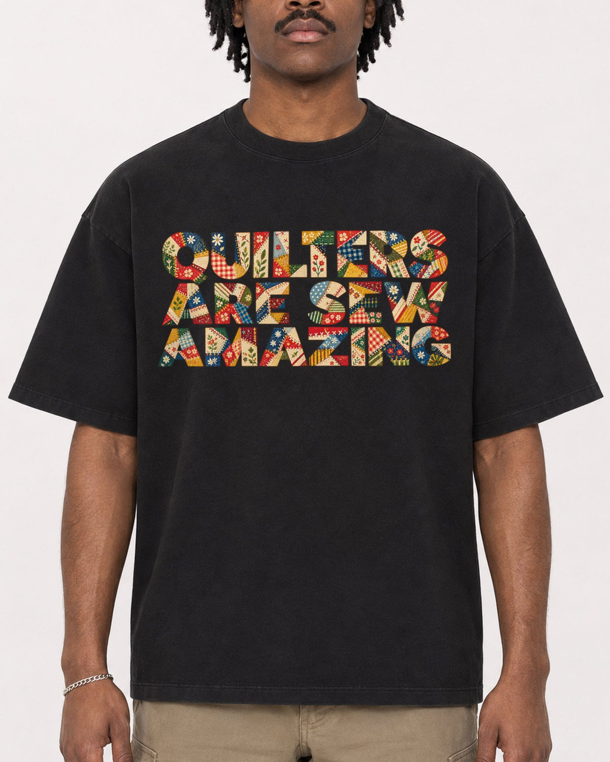 Mockup Boxy Heavyweight Tee Black male close-up 04