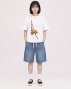 Mockup Boxy Heavyweight Tee White female full-body 11