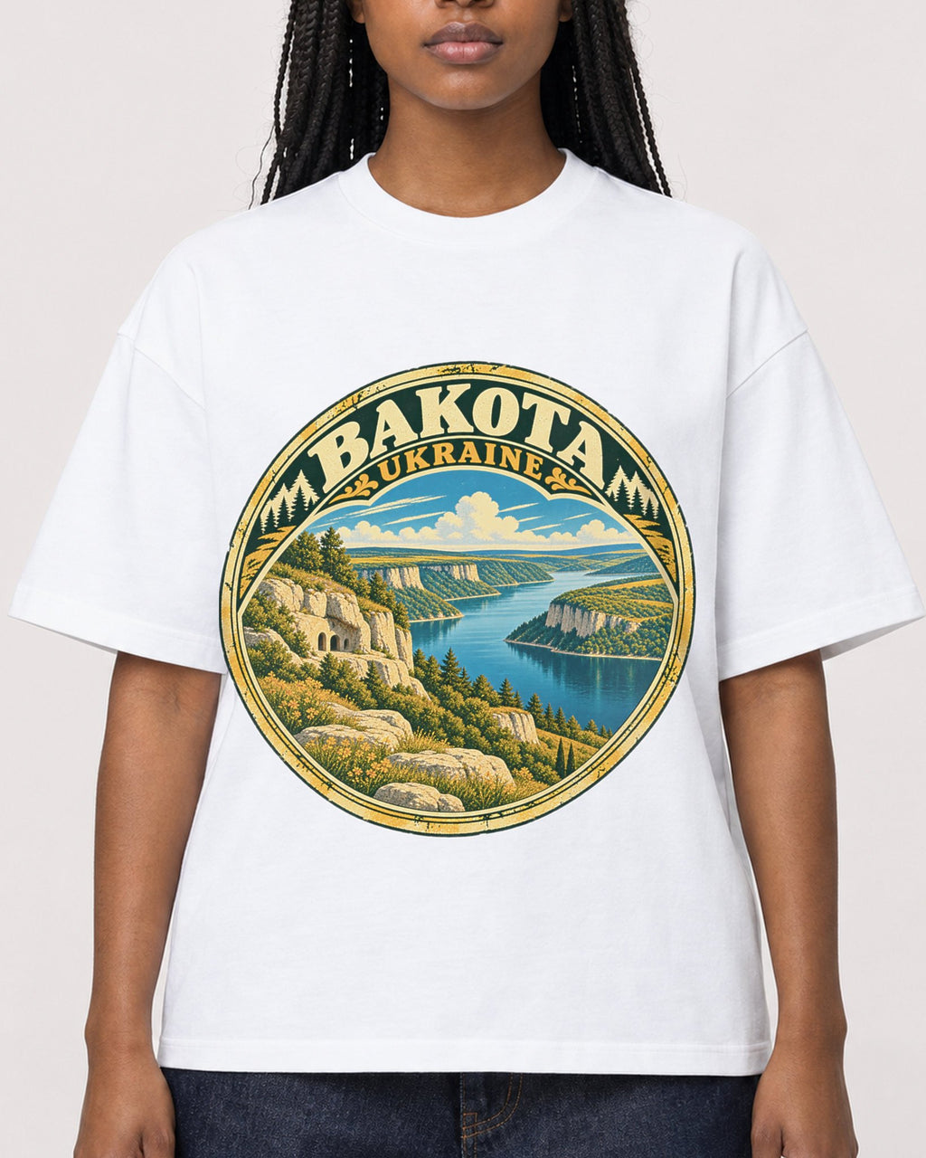 Mockup Boxy Heavyweight Tee White female close-up 04