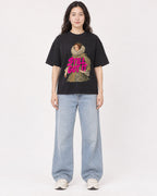 Mockup Boxy Heavyweight Tee Black female full-body 03