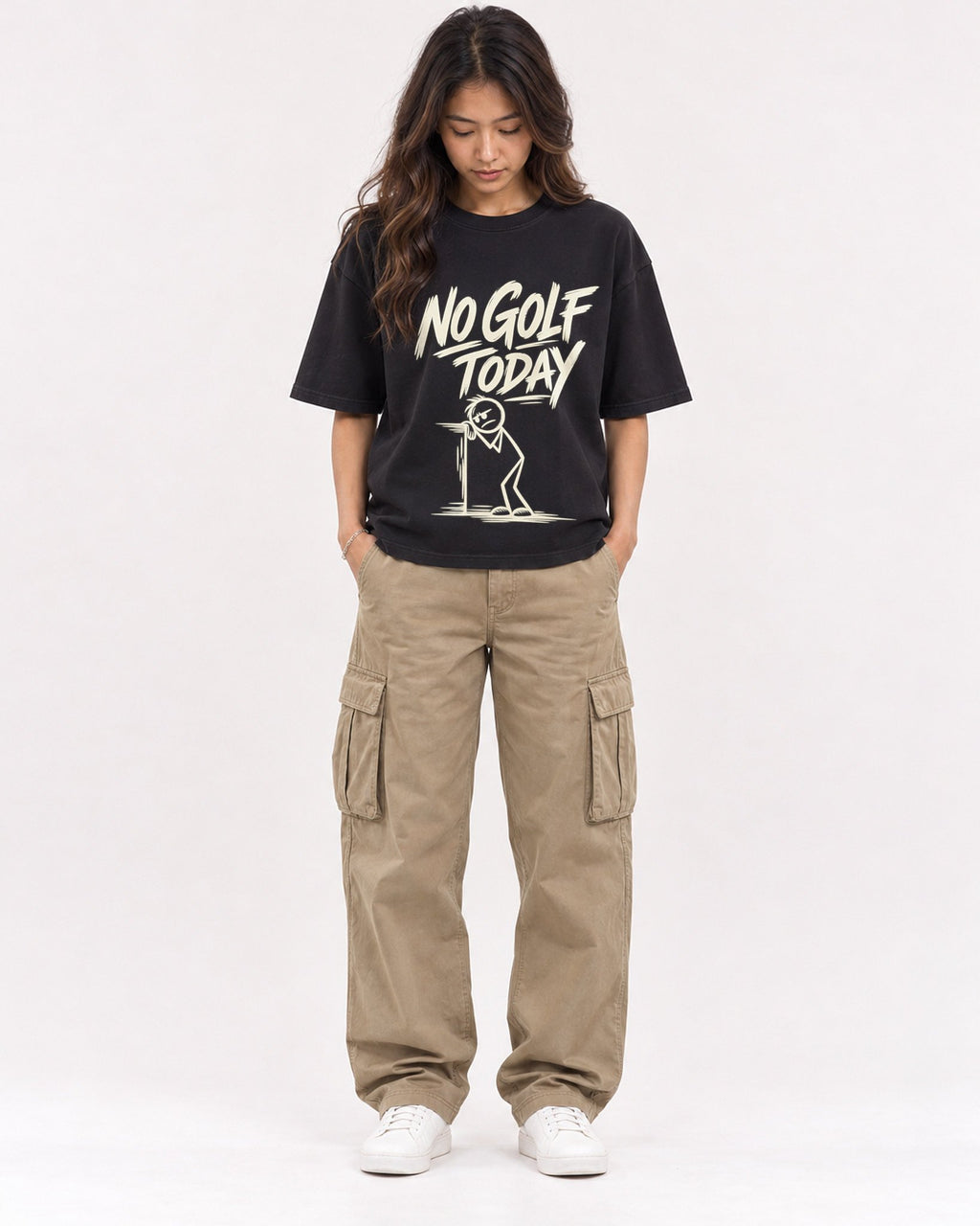 Mockup Boxy Heavyweight Tee Black female full-body 02