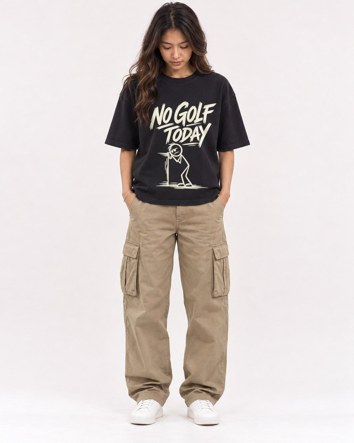 Mockup Boxy Heavyweight Tee Black female full-body 02