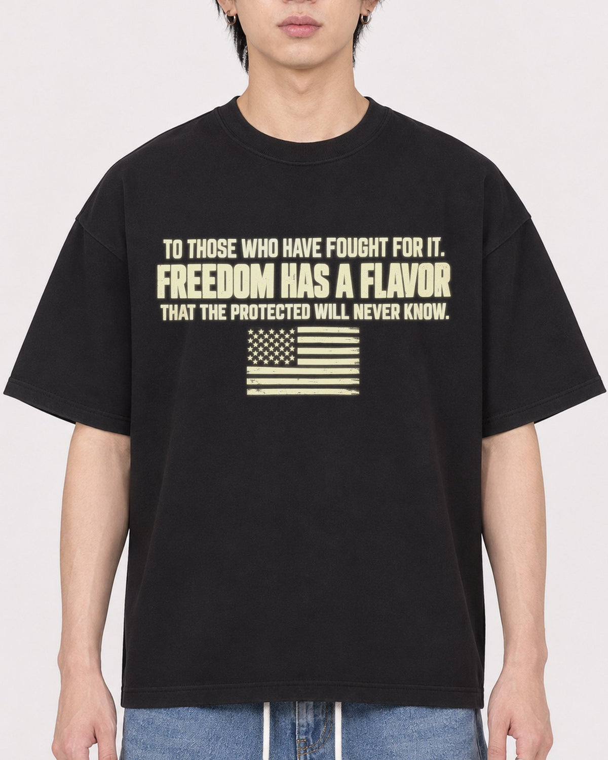 Mockup Boxy Heavyweight Tee Black male close-up 11