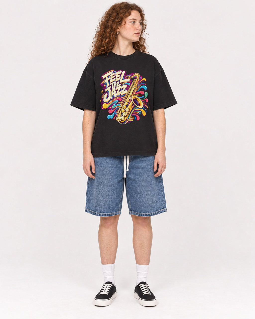 Mockup Boxy Heavyweight Tee Black female full-body 09