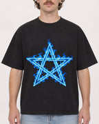 Mockup Boxy Heavyweight Tee Black male close-up 09