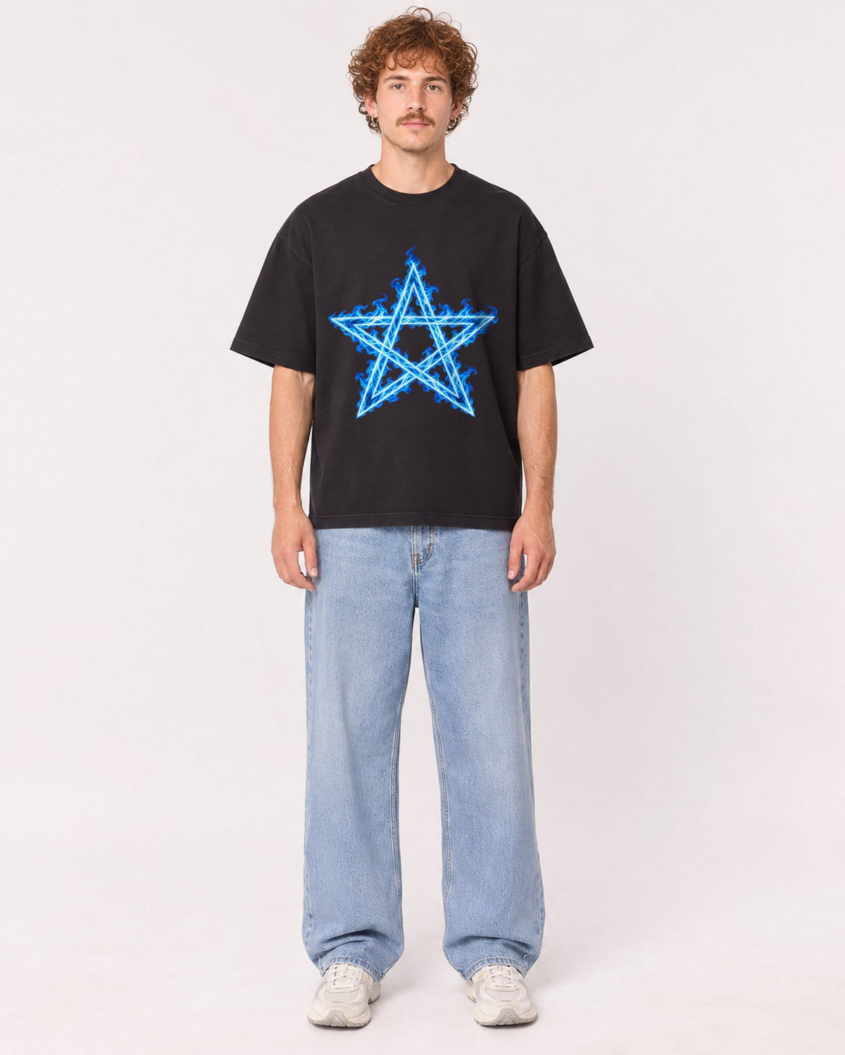 Mockup Boxy Heavyweight Tee Black male full-body 09