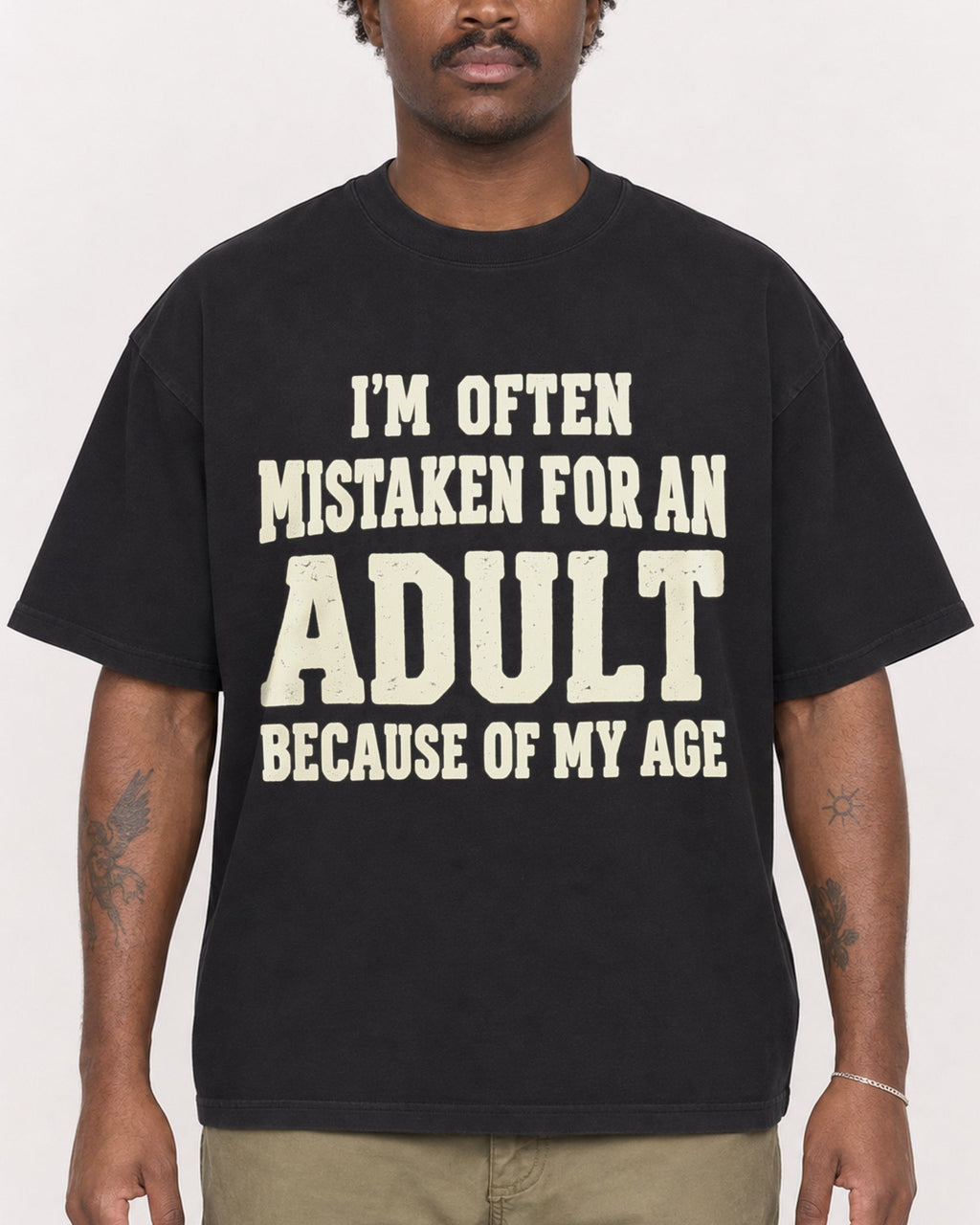 Mockup Boxy Heavyweight Tee Black male close-up 24