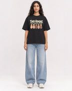 Mockup Boxy Heavyweight Tee Black female full-body 07