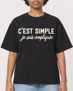 Mockup Boxy Heavyweight Tee Black female close-up 35