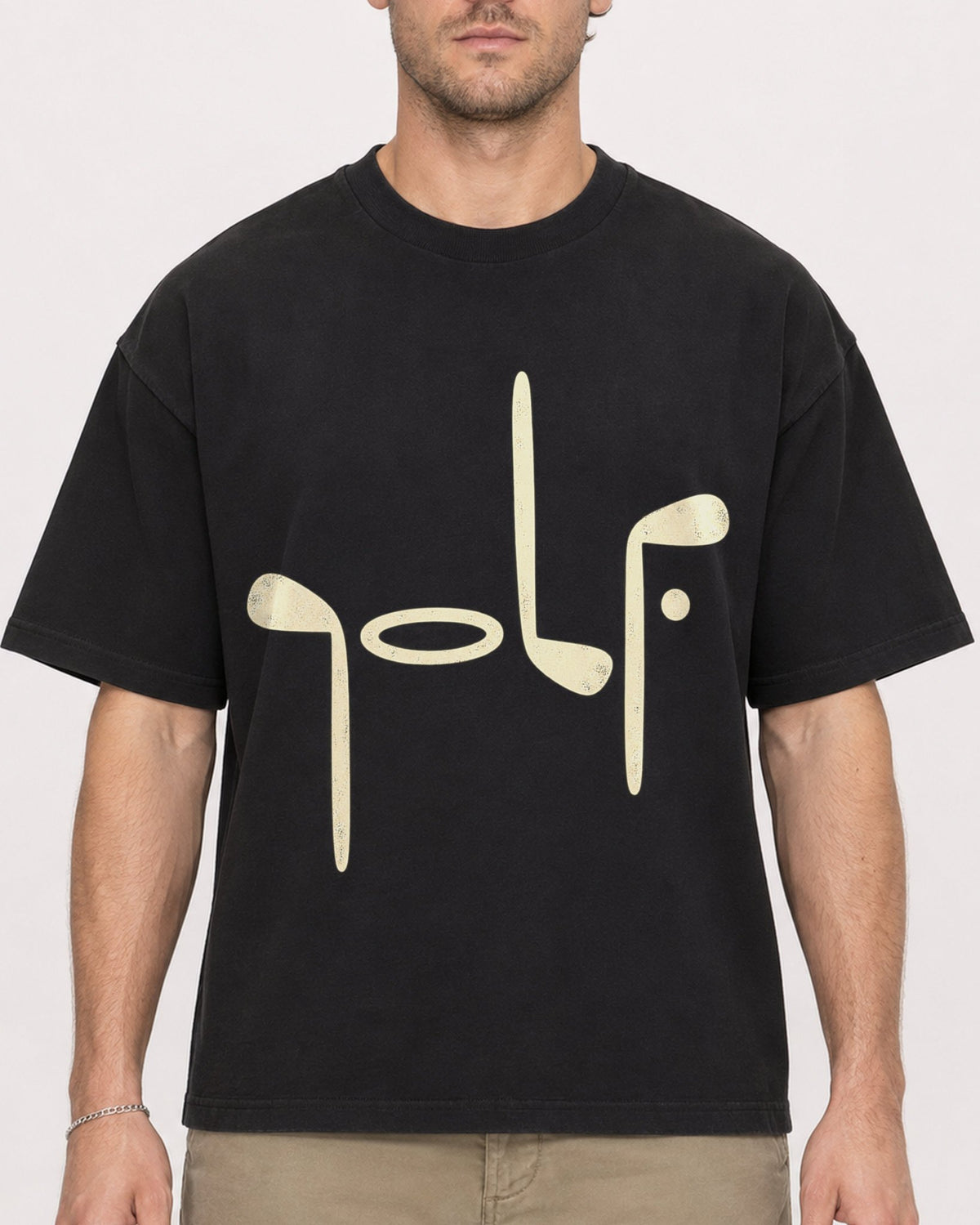 Mockup Boxy Heavyweight Tee Black male close-up 08