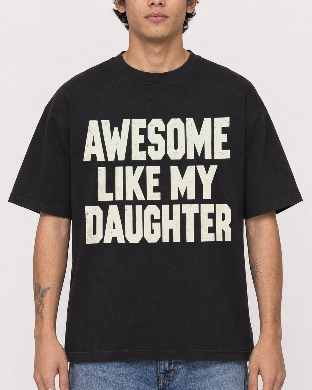 Mockup Boxy Heavyweight Tee Black male close-up 06