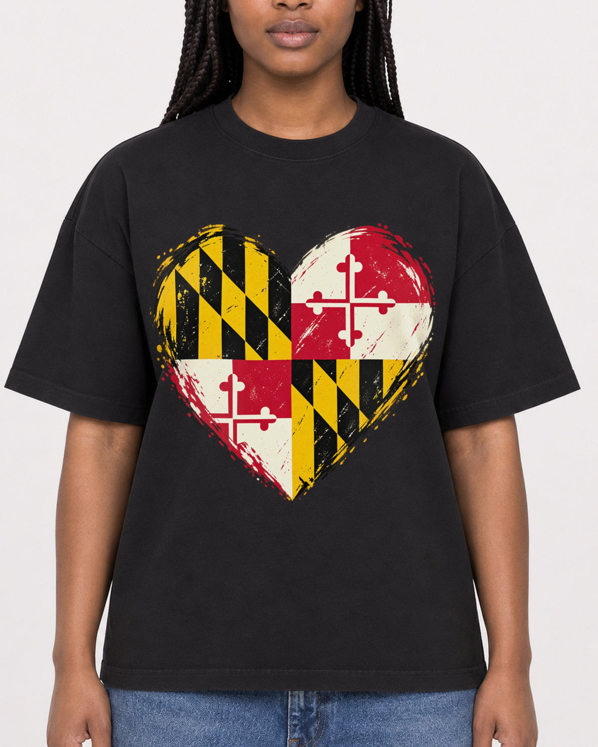 Mockup Boxy Heavyweight Tee Black female close-up 04