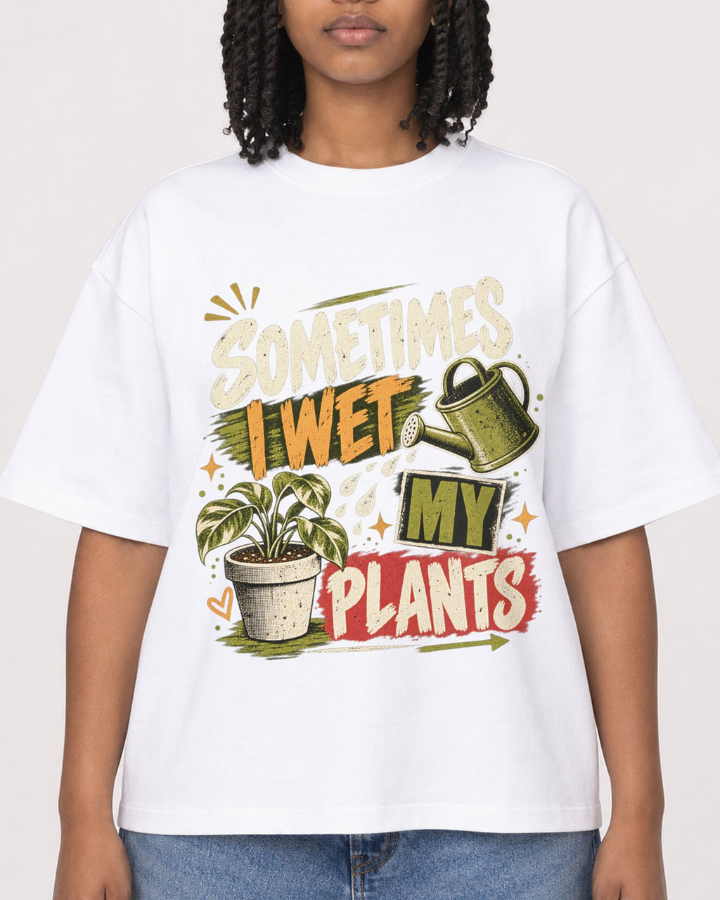 Mockup Boxy Heavyweight Tee White female close-up 15
