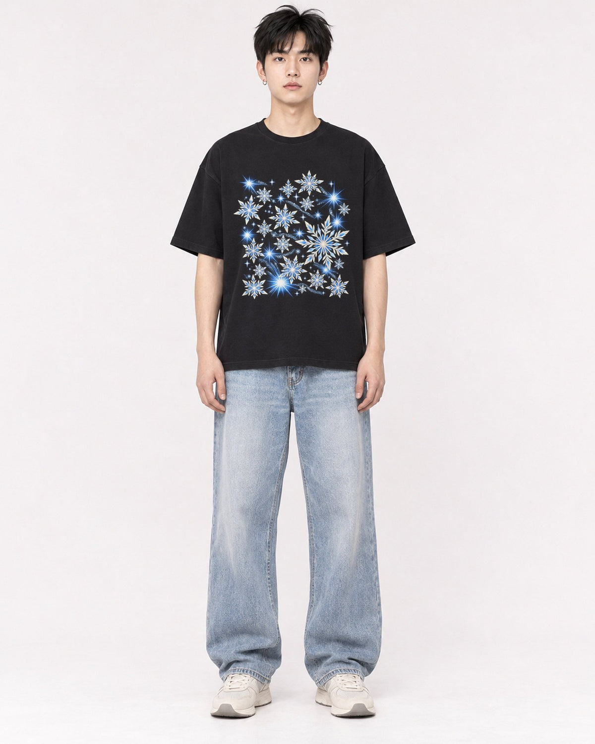 Mockup Boxy Heavyweight Tee Black male full-body 01