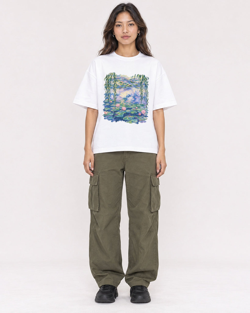 Mockup Boxy Heavyweight Tee White female full-body 02