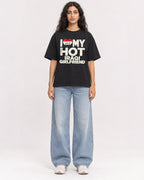 Mockup Boxy Heavyweight Tee Black female full-body 07