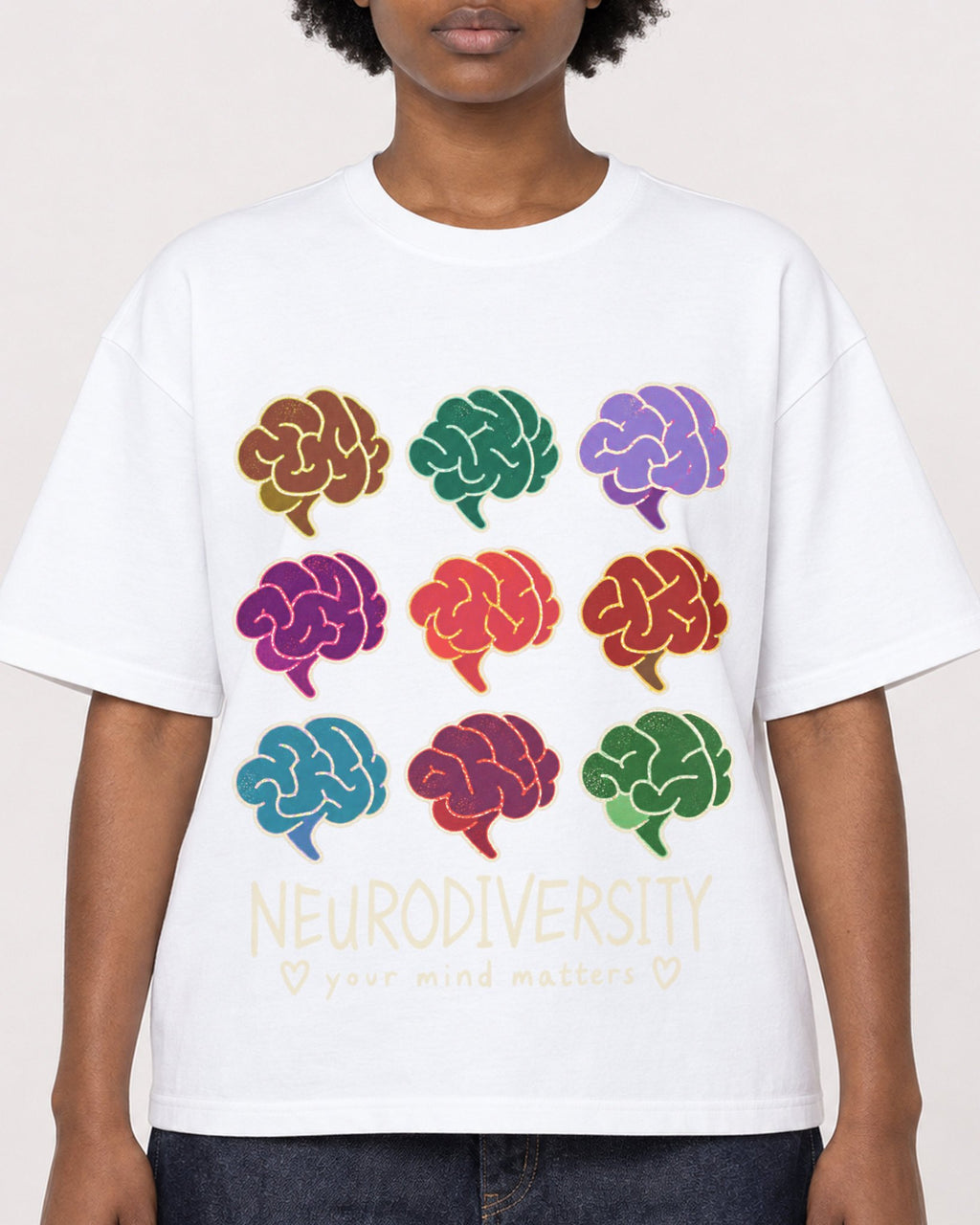 Mockup Boxy Heavyweight Tee White female close-up 14