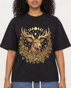 Mockup Boxy Heavyweight Tee Black female close-up 05