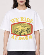 Mockup Boxy Heavyweight Tee White female close-up 03