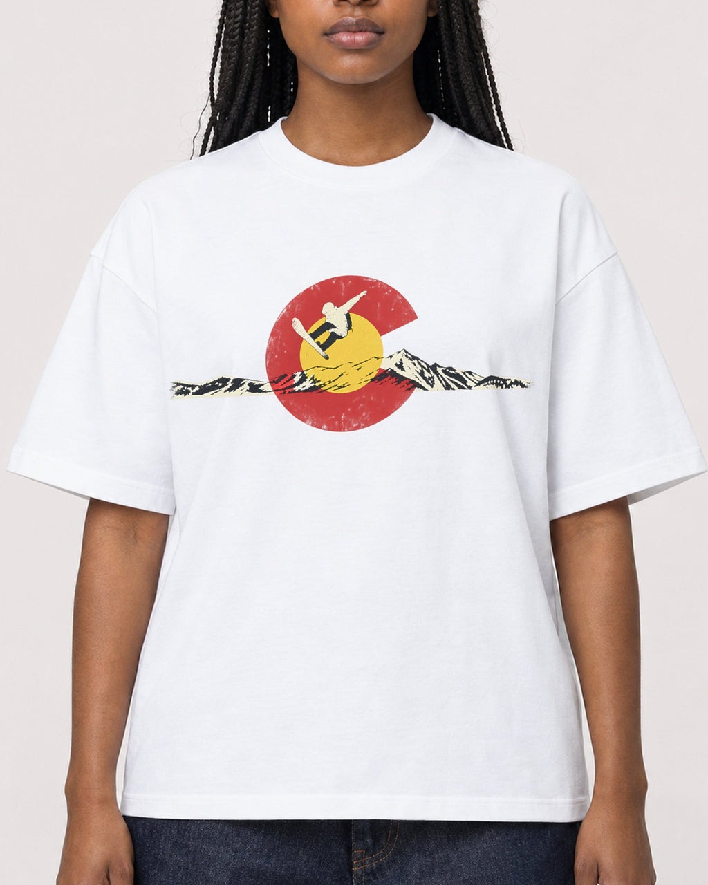 Mockup Boxy Heavyweight Tee White female close-up 04