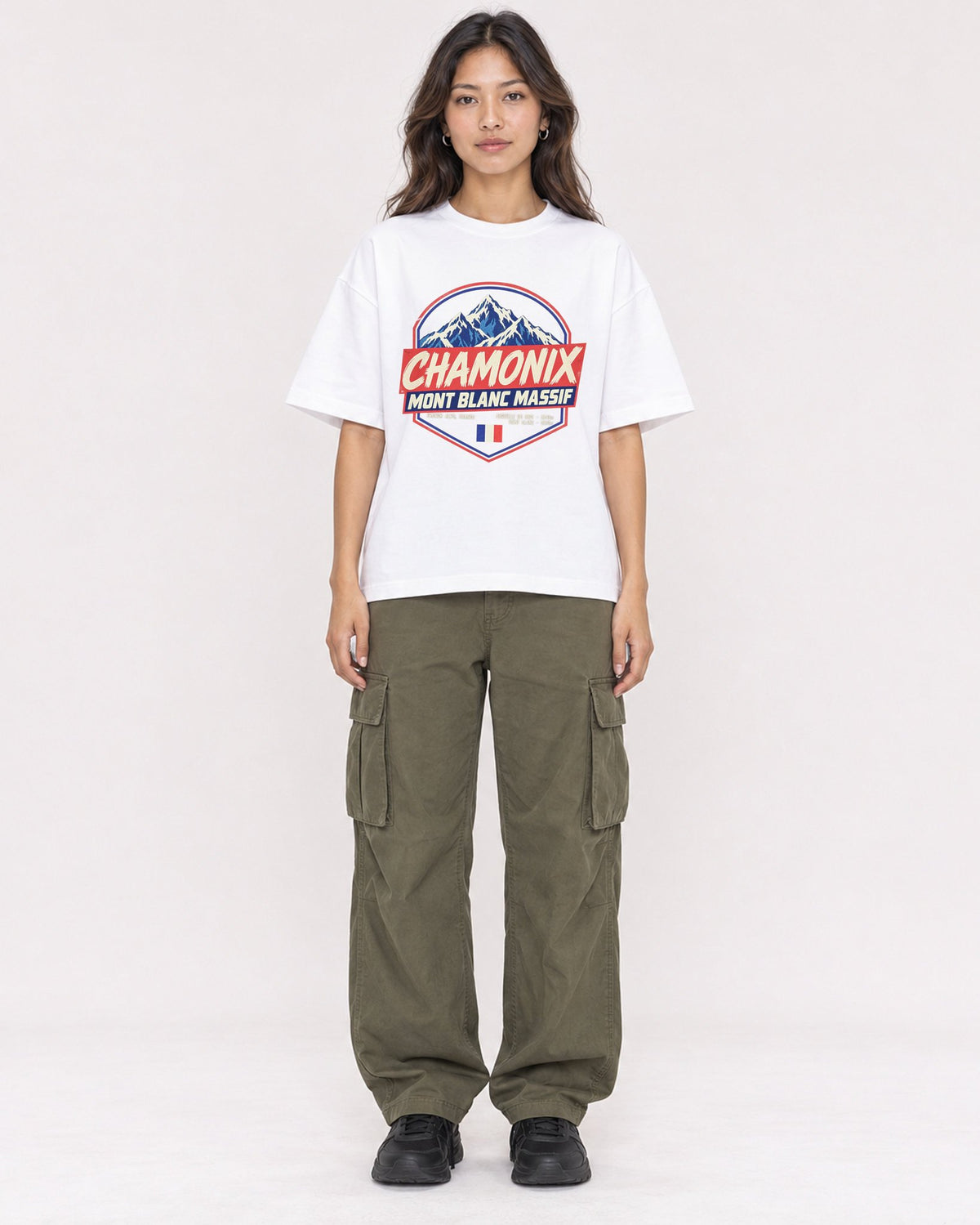 Mockup Boxy Heavyweight Tee White female full-body 02
