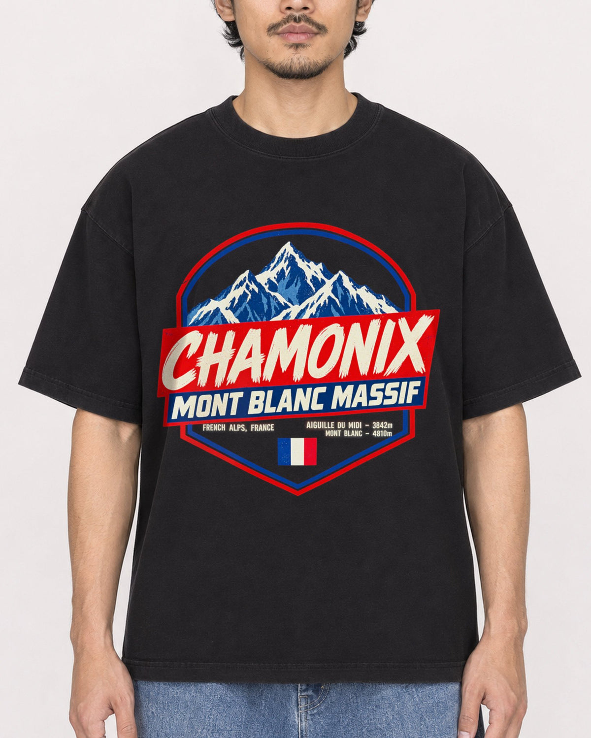 Mockup Boxy Heavyweight Tee Black male close-up 02