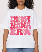 Mockup Boxy Heavyweight Tee White female close-up 05