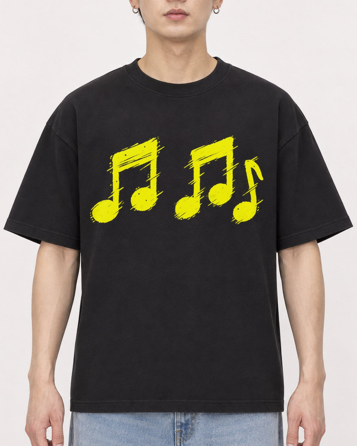 Mockup Boxy Heavyweight Tee Black male close-up 01
