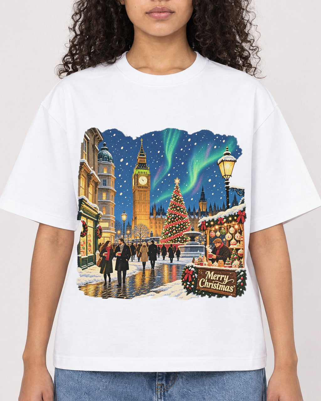 Mockup Boxy Heavyweight Tee White female close-up 10