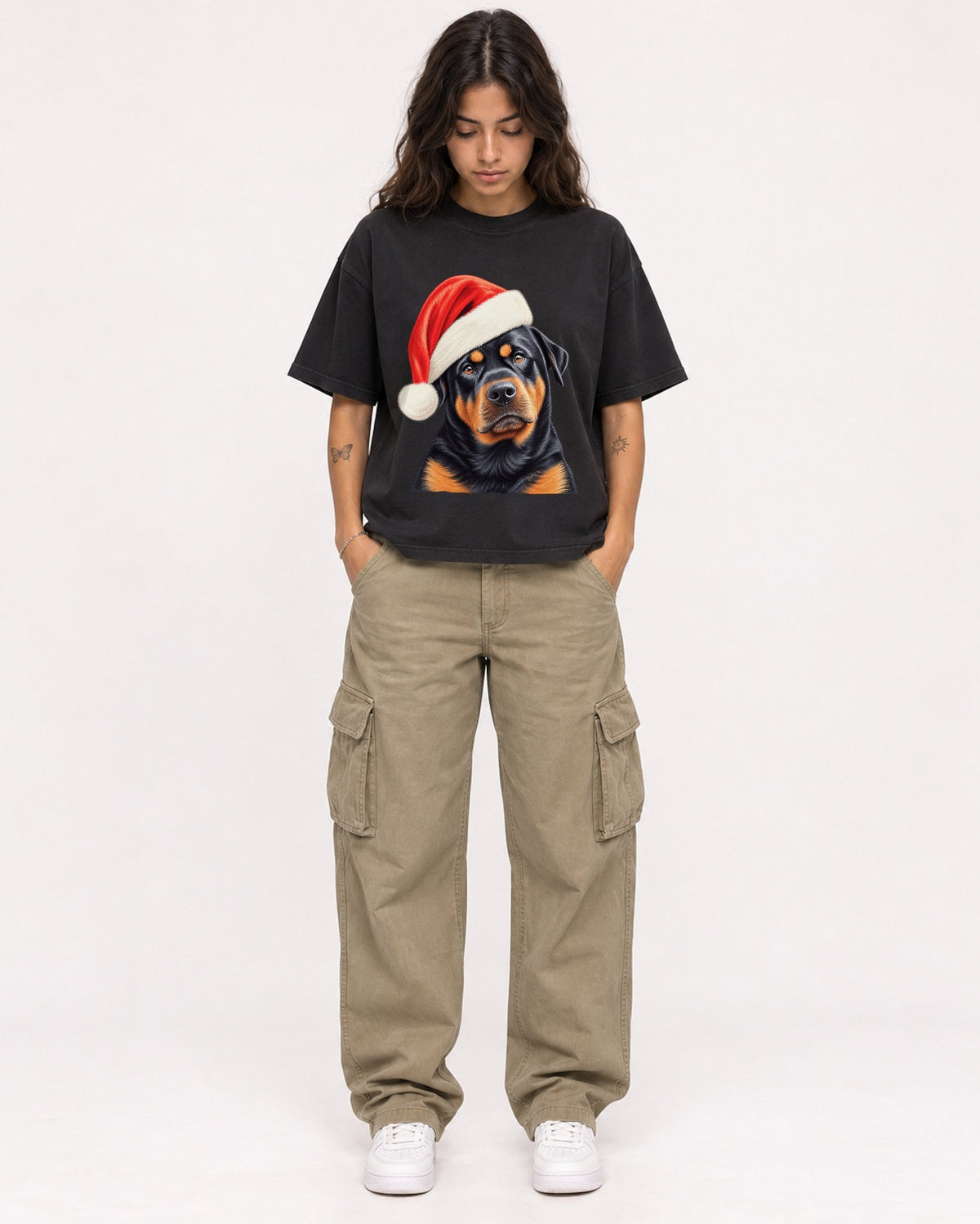 Mockup Boxy Heavyweight Tee Black female full-body 06