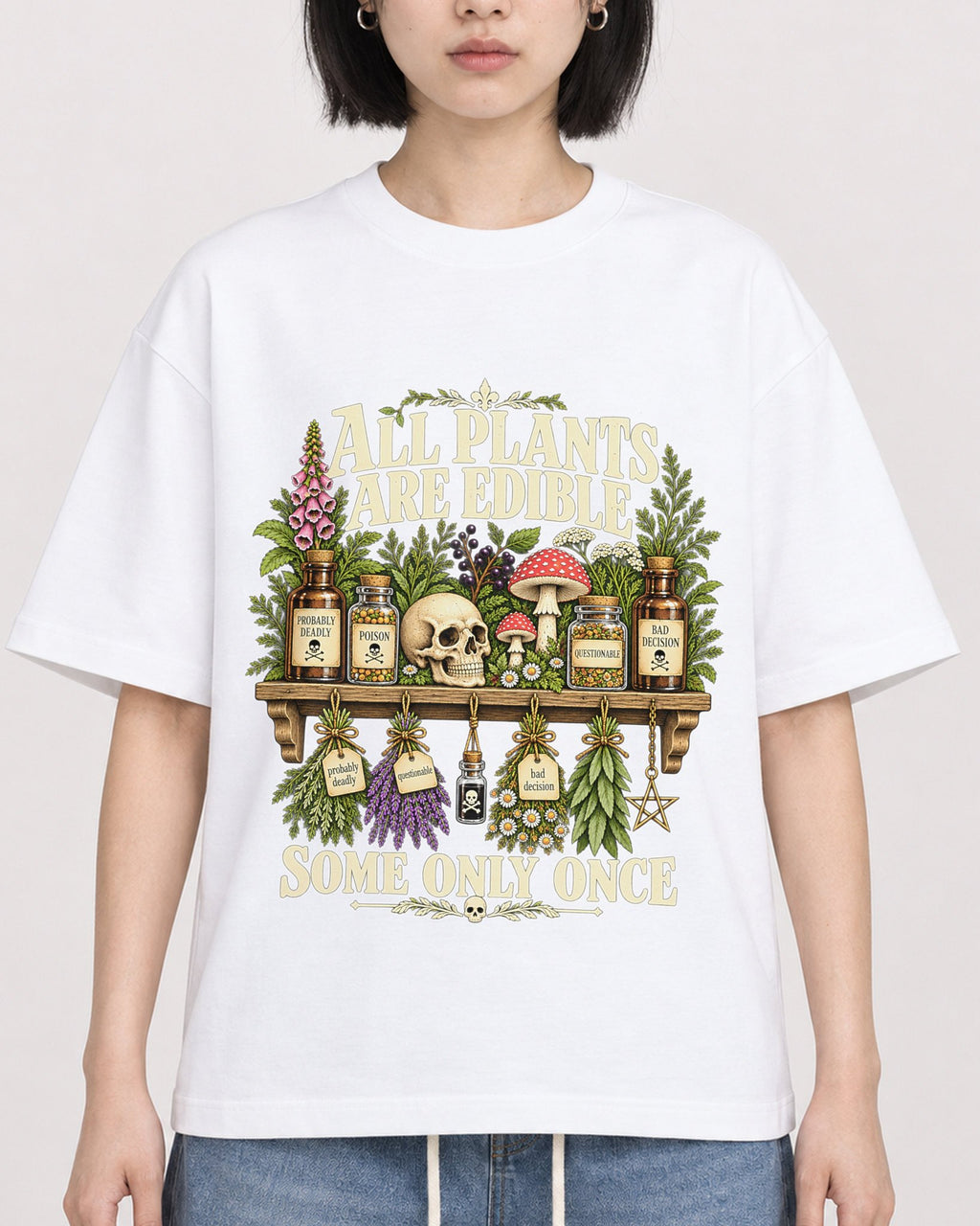 Mockup Boxy Heavyweight Tee White female close-up 11