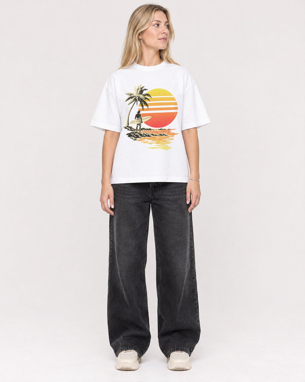 Mockup Boxy Heavyweight Tee White female full-body 08