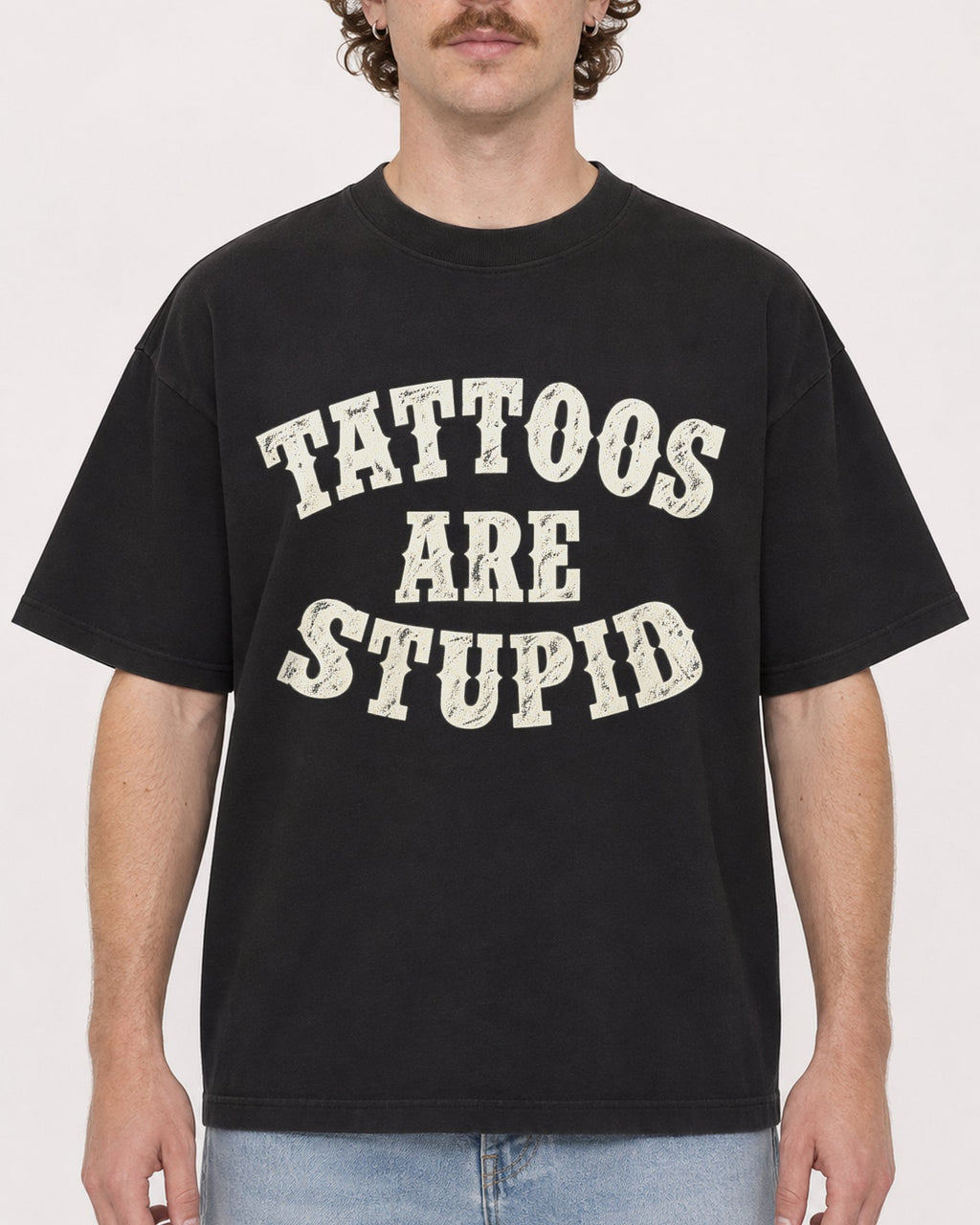 Mockup Boxy Heavyweight Tee Black male close-up 09
