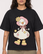 Mockup Boxy Heavyweight Tee Black female close-up 06