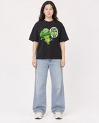 Mockup Boxy Heavyweight Tee Black female full-body 03