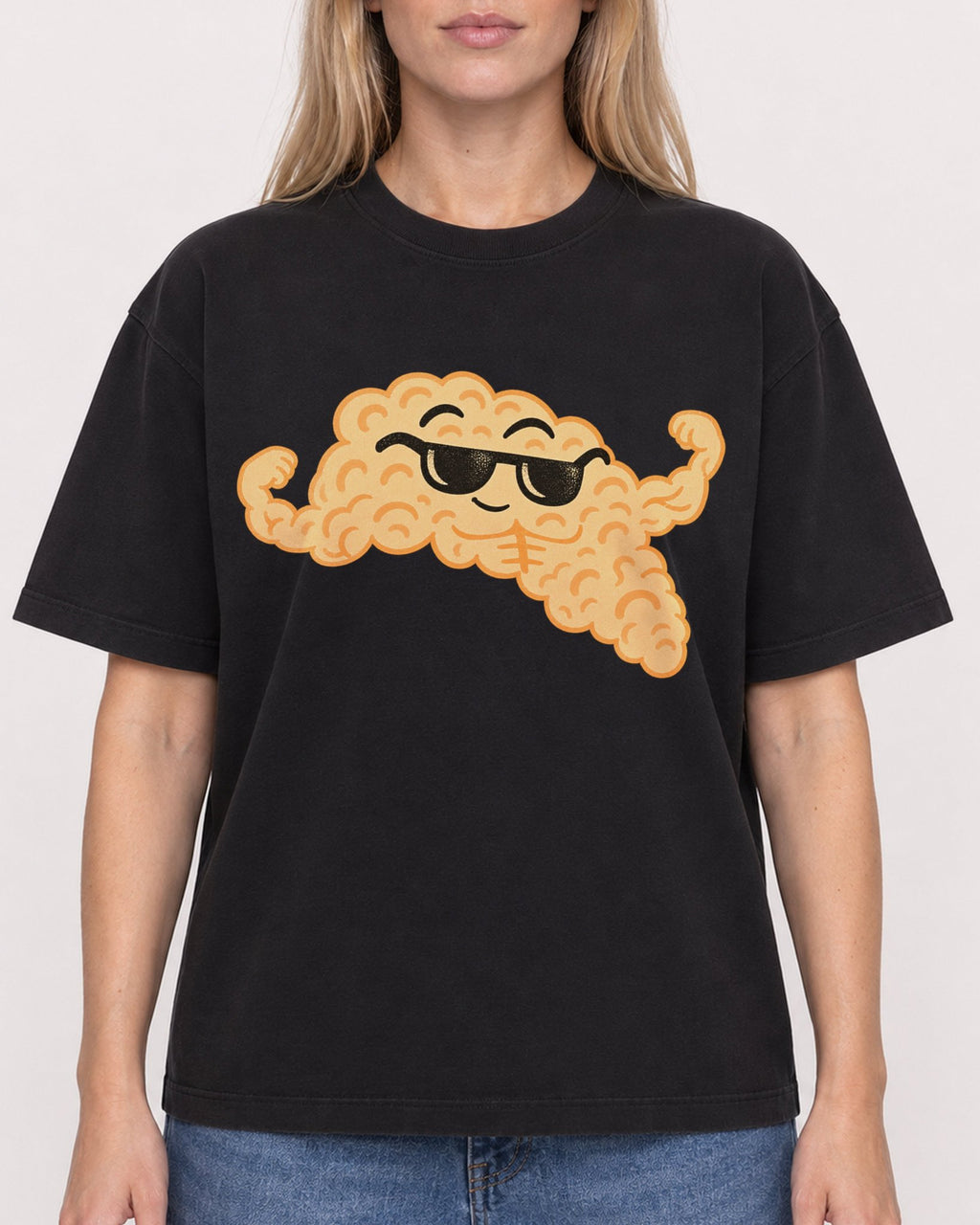Mockup Boxy Heavyweight Tee Black female close-up 08