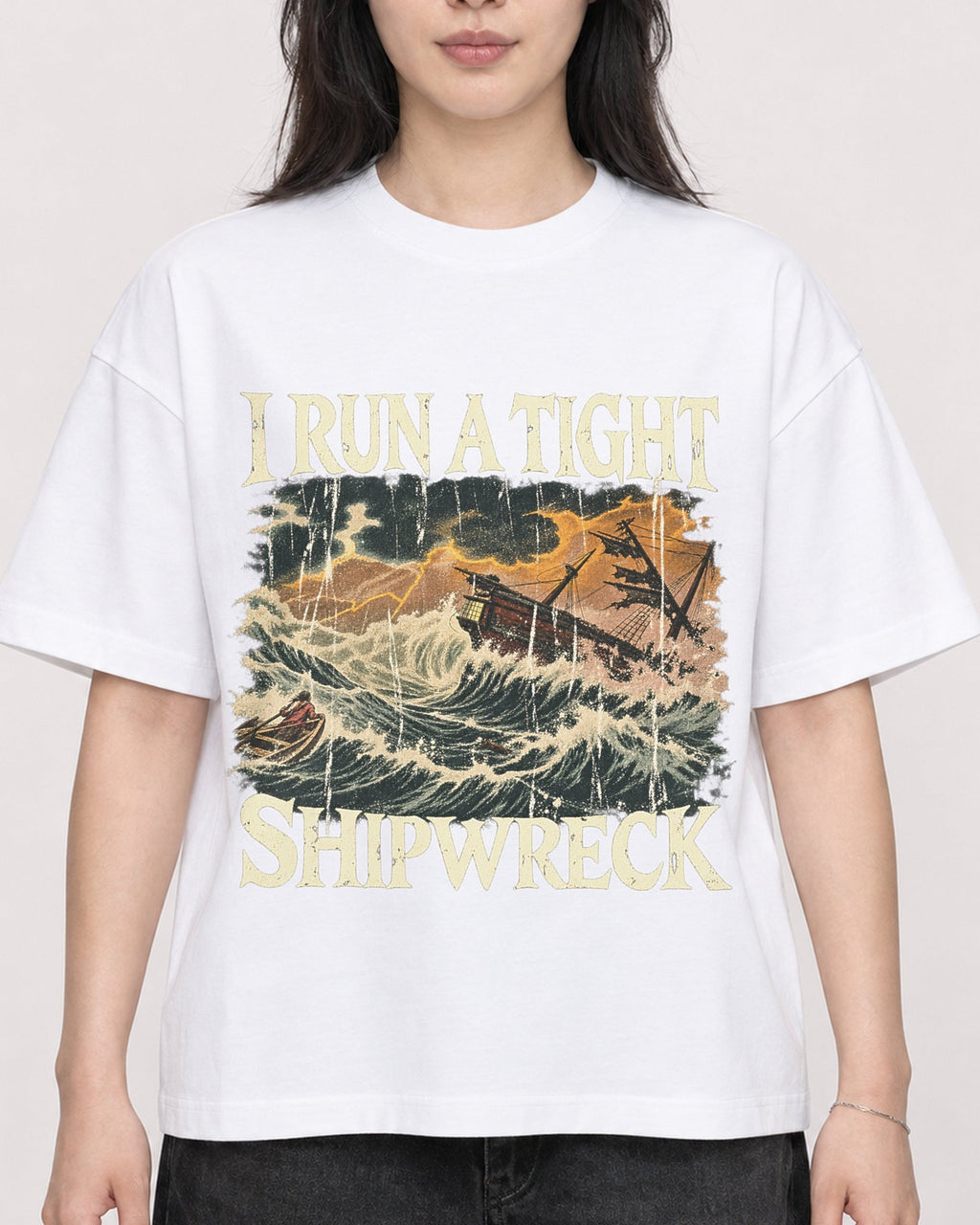 Mockup Boxy Heavyweight Tee White female close-up 13