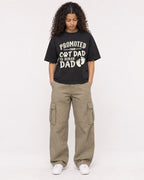 Mockup Boxy Heavyweight Tee Black female full-body 10