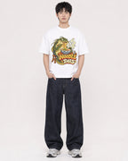 Mockup Boxy Heavyweight Tee White male full-body 01