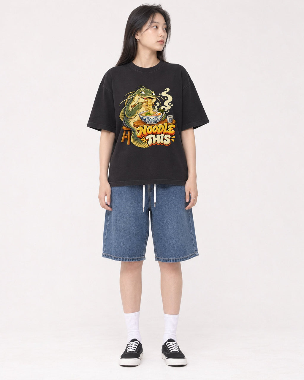 Mockup Boxy Heavyweight Tee Black female full-body 01