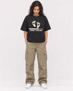 Mockup Boxy Heavyweight Tee Black female full-body 30