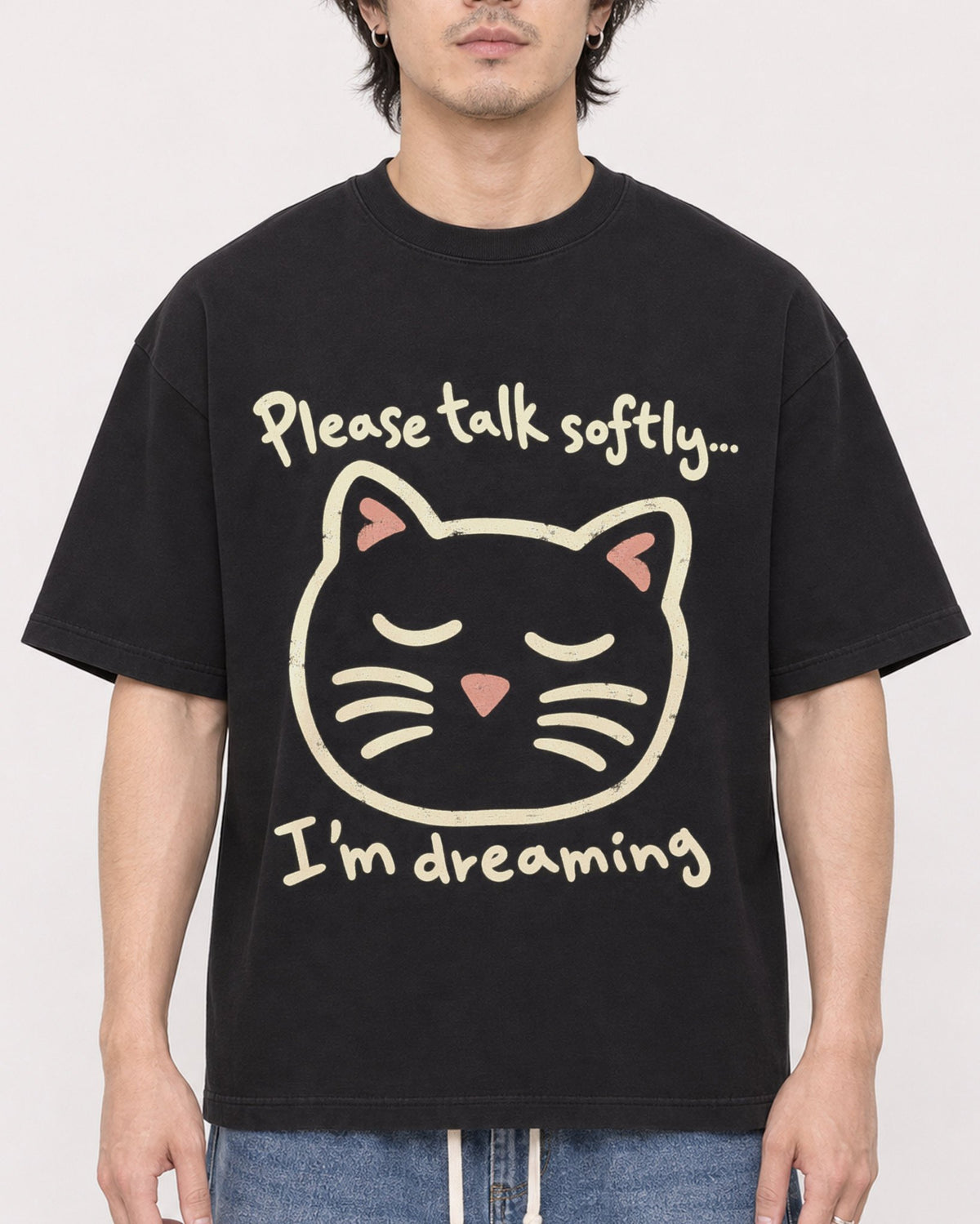 Mockup Boxy Heavyweight Tee Black male close-up 03