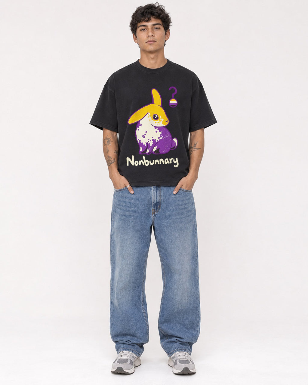 Mockup Boxy Heavyweight Tee Black male full-body 06