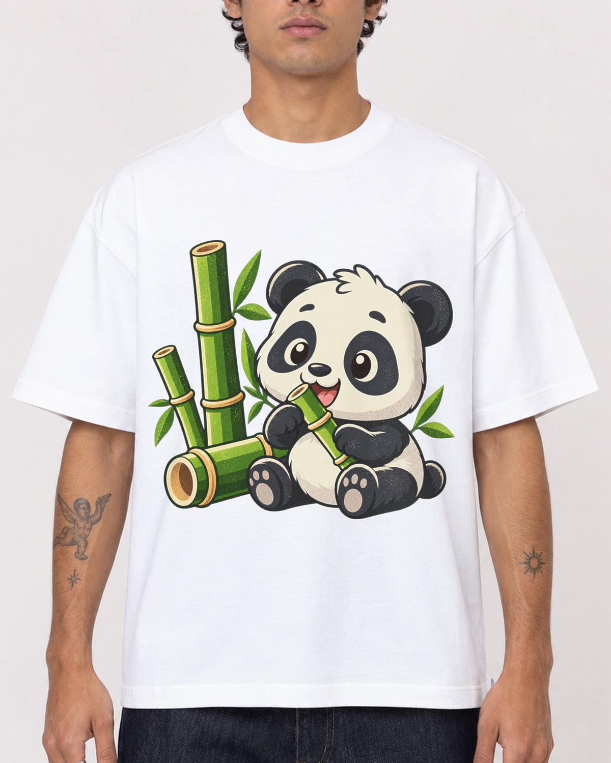 Mockup Boxy Heavyweight Tee White male close-up 06