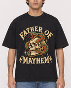 Mockup Boxy Heavyweight Tee Black male close-up 06