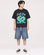 Mockup Boxy Heavyweight Tee Black male full-body 11